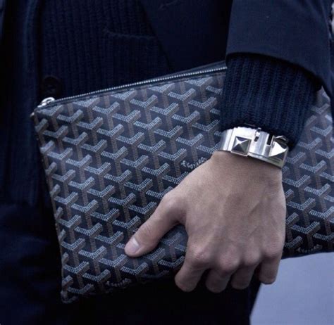 Goyard pouch men